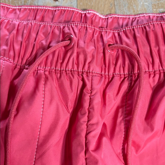 Nike Sportswear Swoosh Curve Plush Pants - Picture 6 of 11